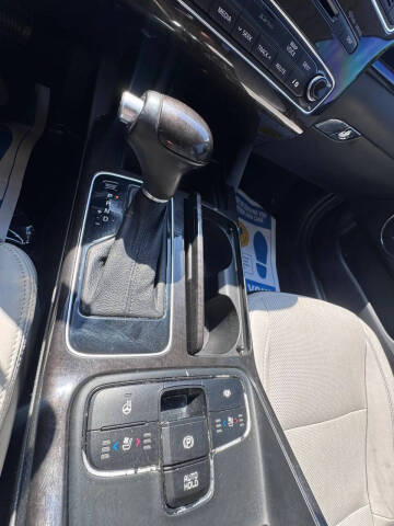 2014 Kia Cadenza Limited