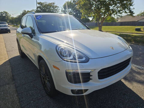 2017 Porsche Cayenne Platinum Edition