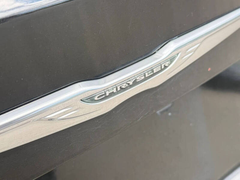 2016 Chrysler 200