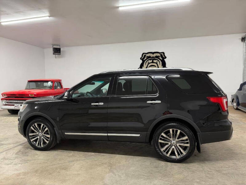 2017 Ford Explorer Platinum