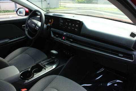 2025 Kia K4
