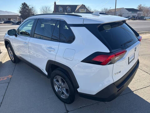 2024 Toyota RAV4 Hybrid LE