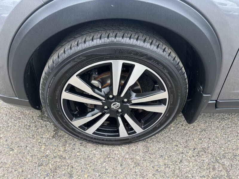 2020 Nissan Kicks SV
