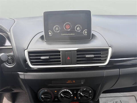 2015 Mazda MAZDA3 i Sport