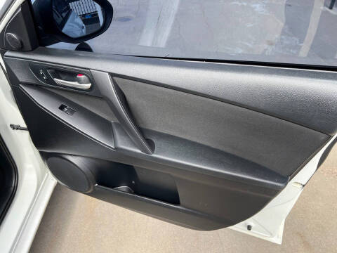 2013 Mazda MAZDA3 i Touring