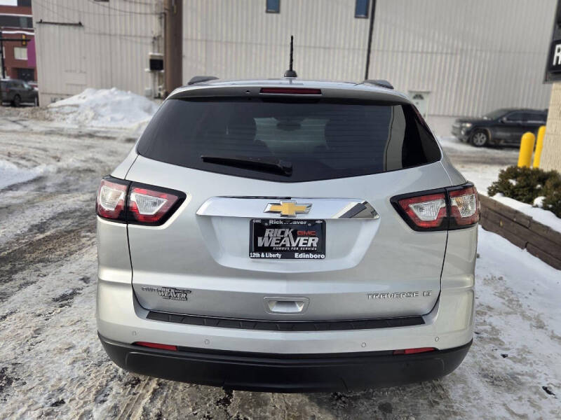 2016 Chevrolet Traverse LT