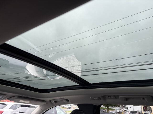 2025 Volvo XC90 B5 Core Bright Theme