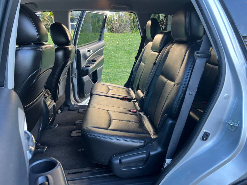 2014 Nissan Pathfinder SL