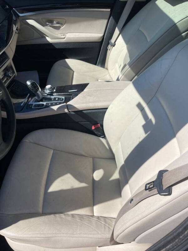 2013 BMW 5 Series 528i xDrive