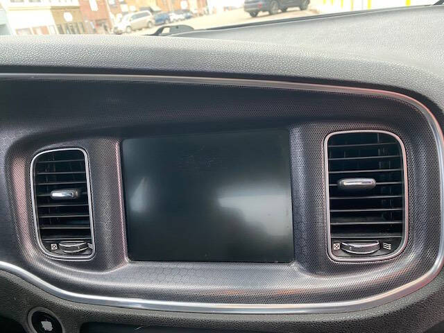 2016 Dodge Charger SXT