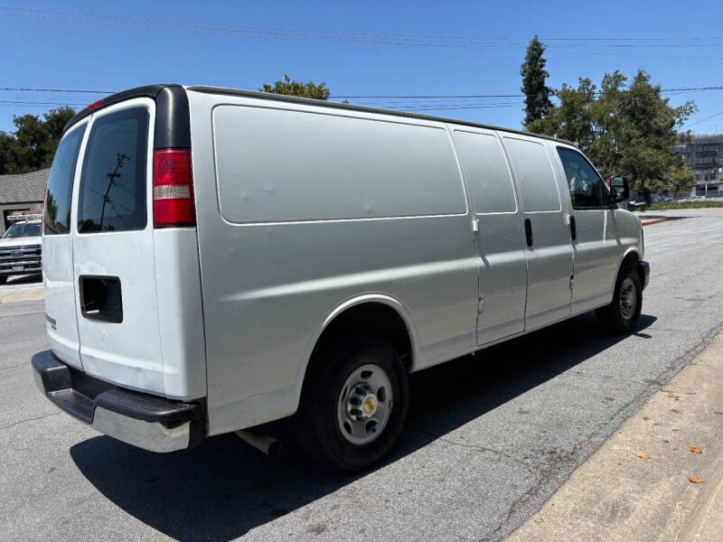 2013 Chevrolet Express 2500