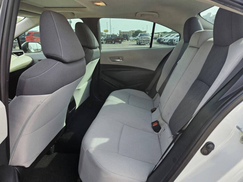 2020 Toyota Corolla LE