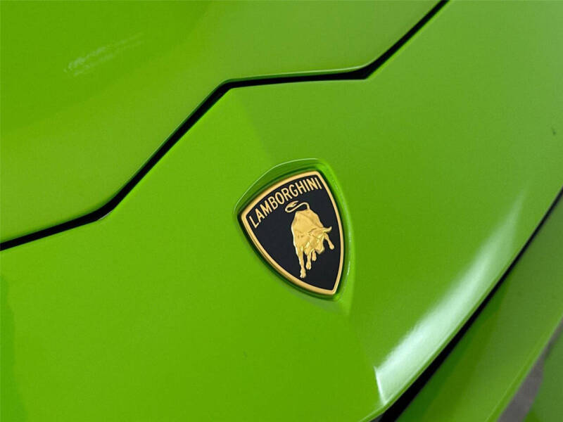 2022 Lamborghini Urus