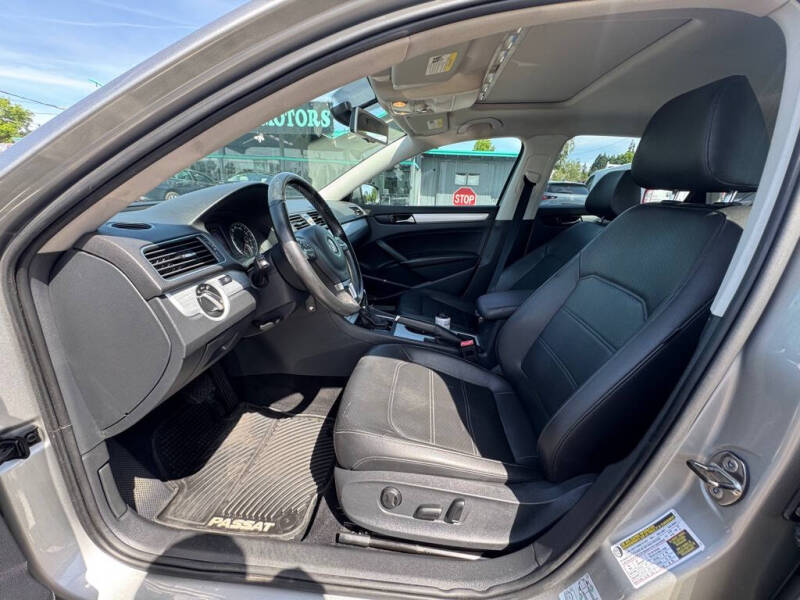 2013 Volkswagen Passat