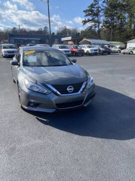 2018 Nissan Altima for sale at Elite Motors in Knoxville TN