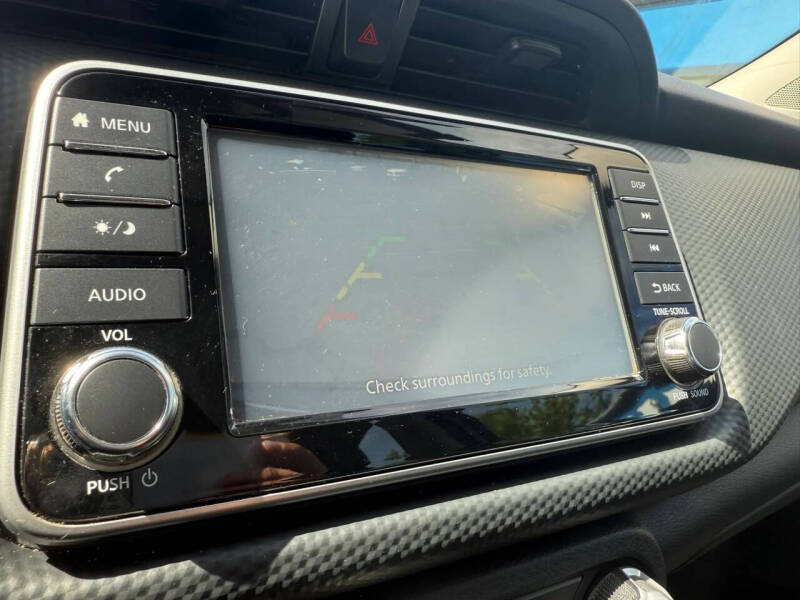 2021 Nissan Kicks S
