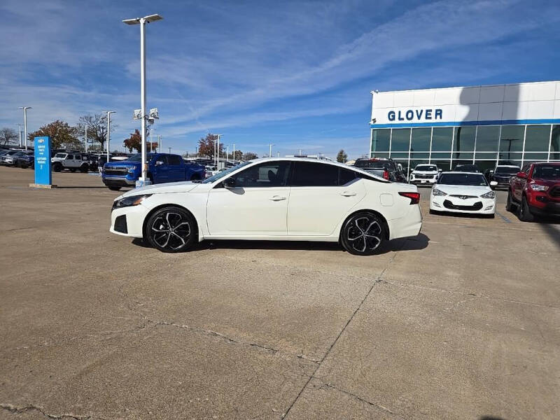 2024 Nissan Altima 2.5 SR