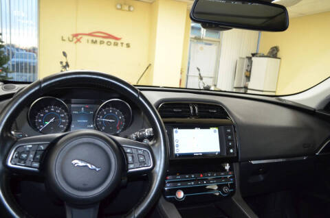 2017 Jaguar F-PACE 35t Premium