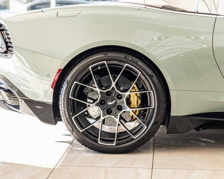 2026 Aston Martin Vanquish Volante