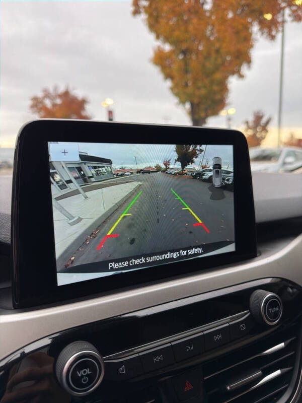 2020 Ford Escape SEL