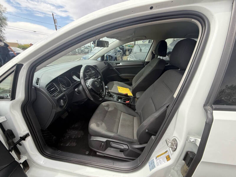 2019 Volkswagen e-Golf SE