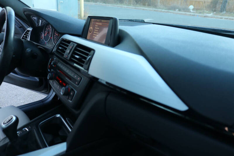 2013 BMW 3 Series 335i xDrive