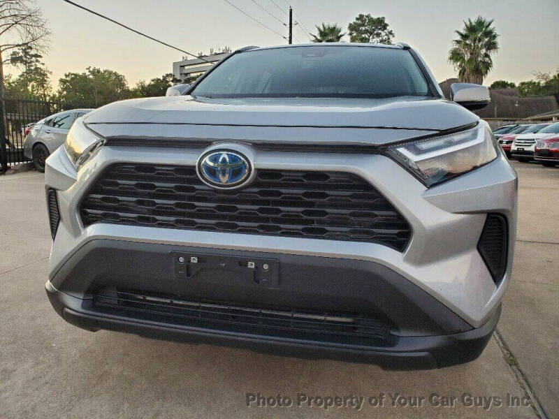 2022 Toyota RAV4 Hybrid XLE