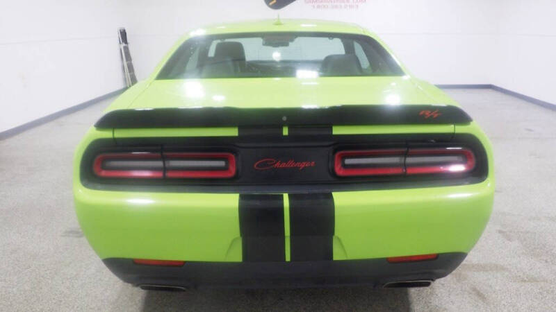 2015 Dodge Challenger R/T Plus