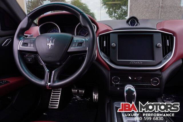 2015 Maserati Ghibli