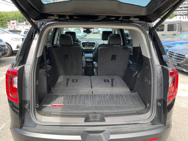 2020 GMC Acadia SLT