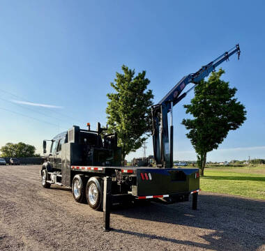 2015 Freightliner 108 SD