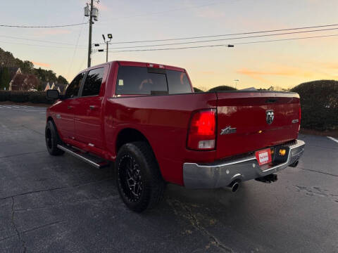 2018 RAM 1500 SLT