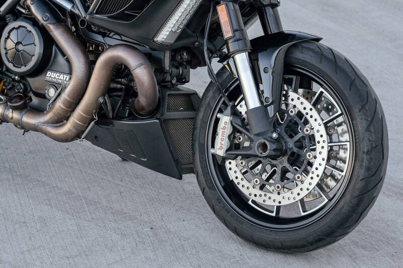 2011 Ducati Diavel