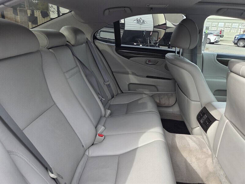2010 Lexus LS 460