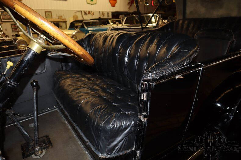 1916 Studebaker ED-6 7 Pass Touring