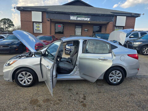 2017 Hyundai Accent SE