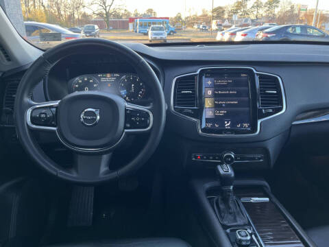 2018 Volvo XC90 T6 Momentum