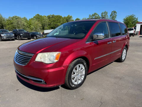 2012 Chrysler Town and Country Touring-L