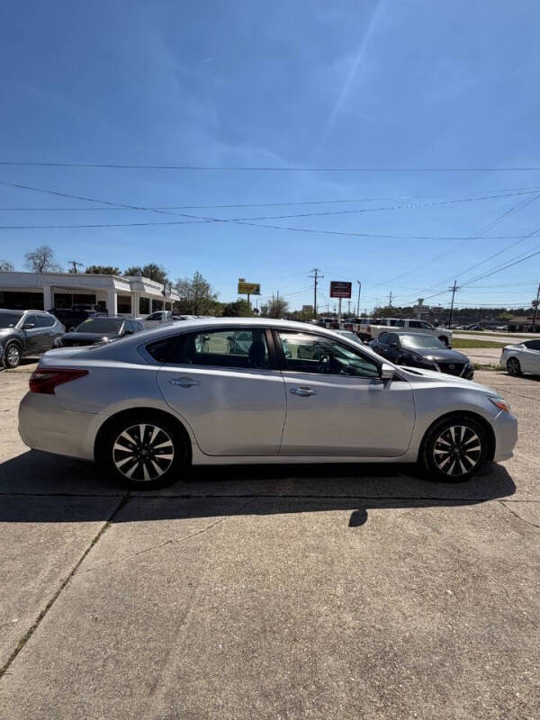 2018 Nissan Altima 2.5 SR