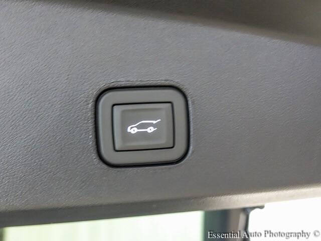 2026 Cadillac LYRIQ-V Premium