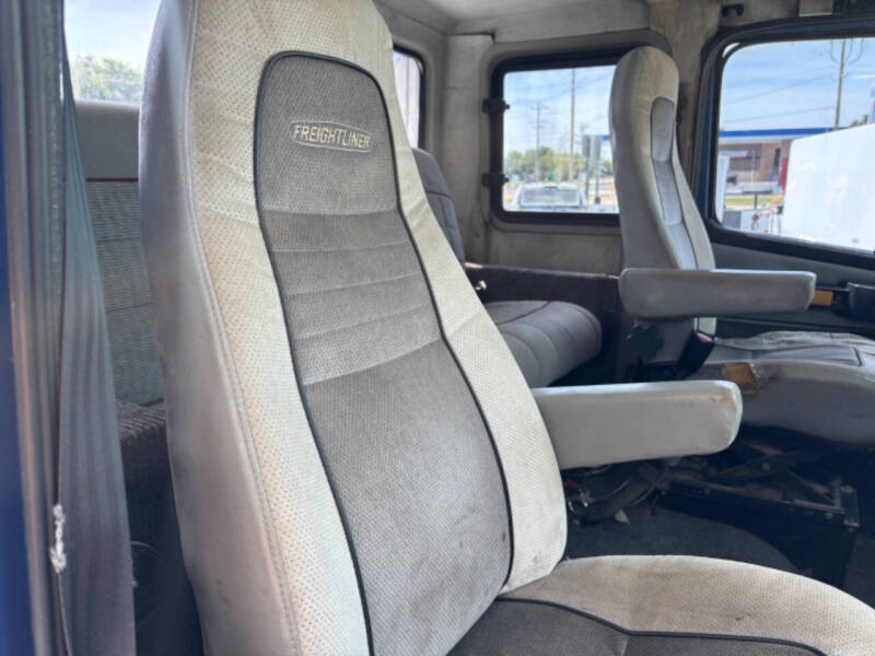 1997 Freightliner FL70 Hauler Bed