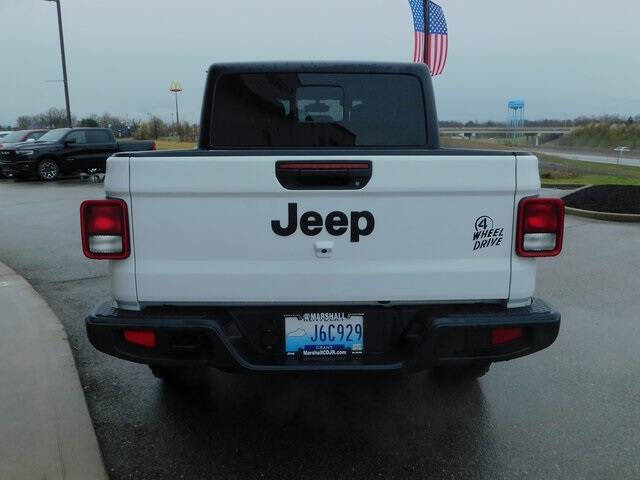 2023 Jeep Gladiator Sport