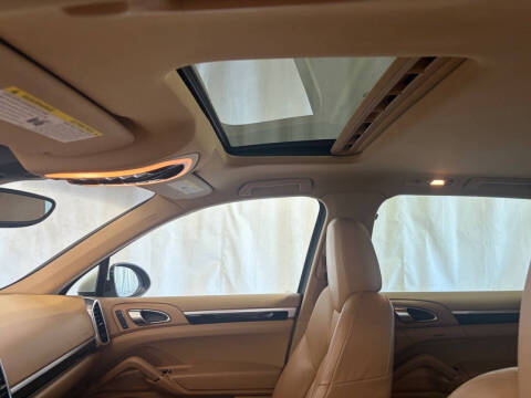 2012 Porsche Cayenne Tiptronic