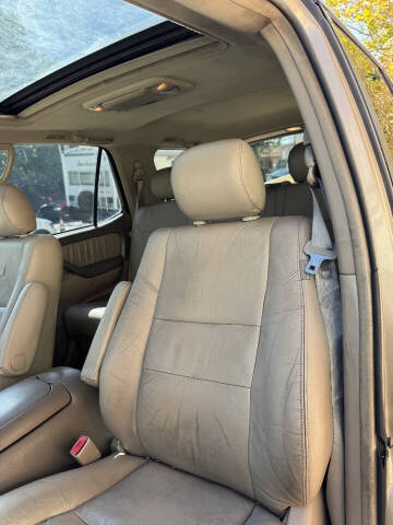 2005 Toyota Sequoia Limited