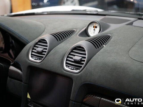 2023 Porsche 718 Cayman GT4 RS