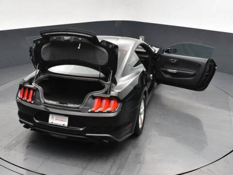 2022 Ford Mustang EcoBoost