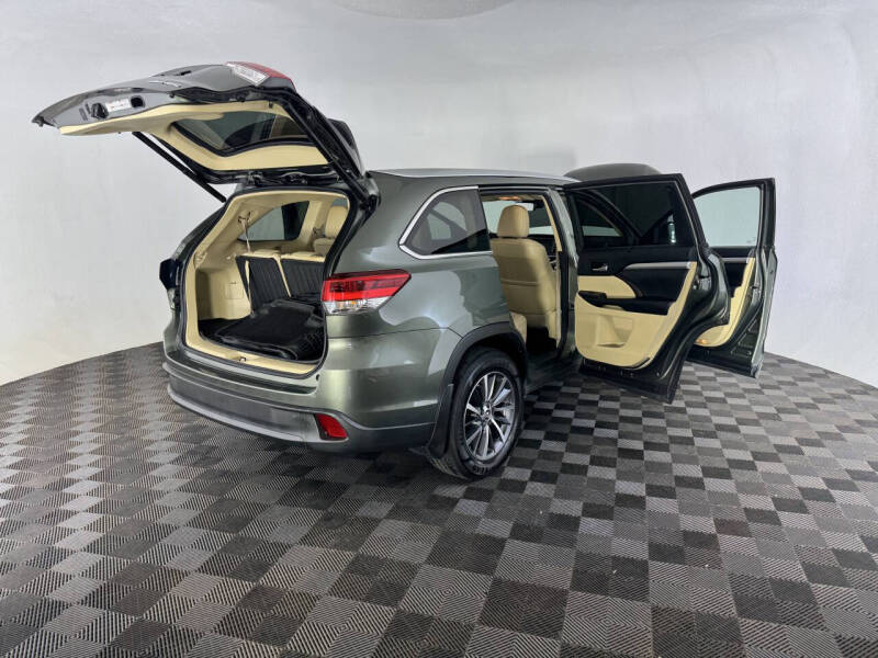 2018 Toyota Highlander XLE