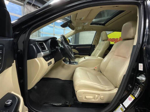 2017 Toyota Highlander Limited