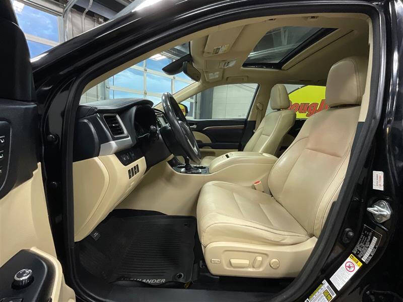 2017 Toyota Highlander Limited