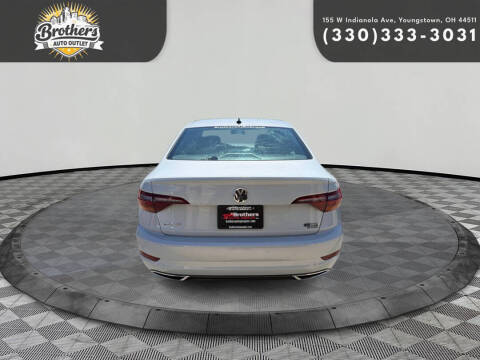 2019 Volkswagen Jetta R-Line